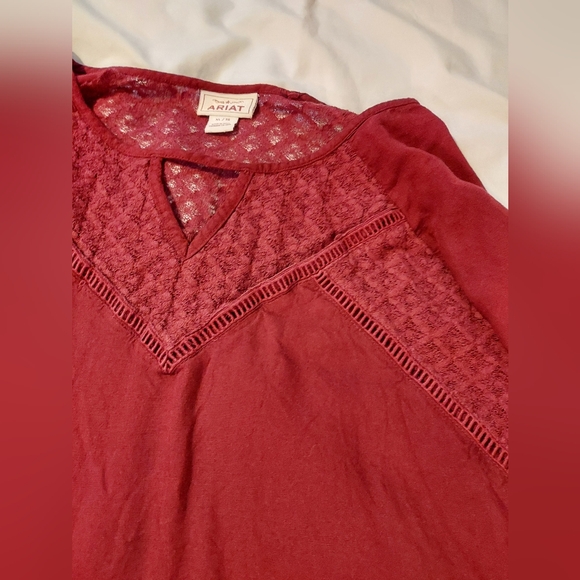Ariat Women's Maroon Bell Sleeved Lace Detail Top - Picture 9 of 9
